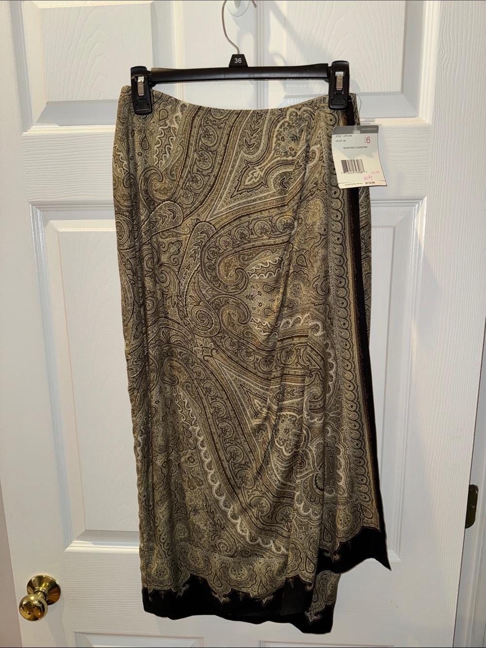 Liz Claiborne Paisley Blouse and skirt in Taupe and Black - Picture 4 of 5